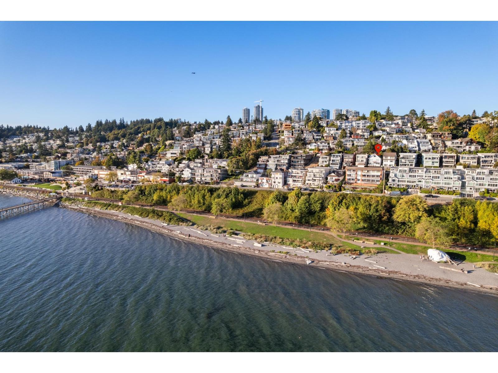 15152 VICTORIA AVENUE, White Rock