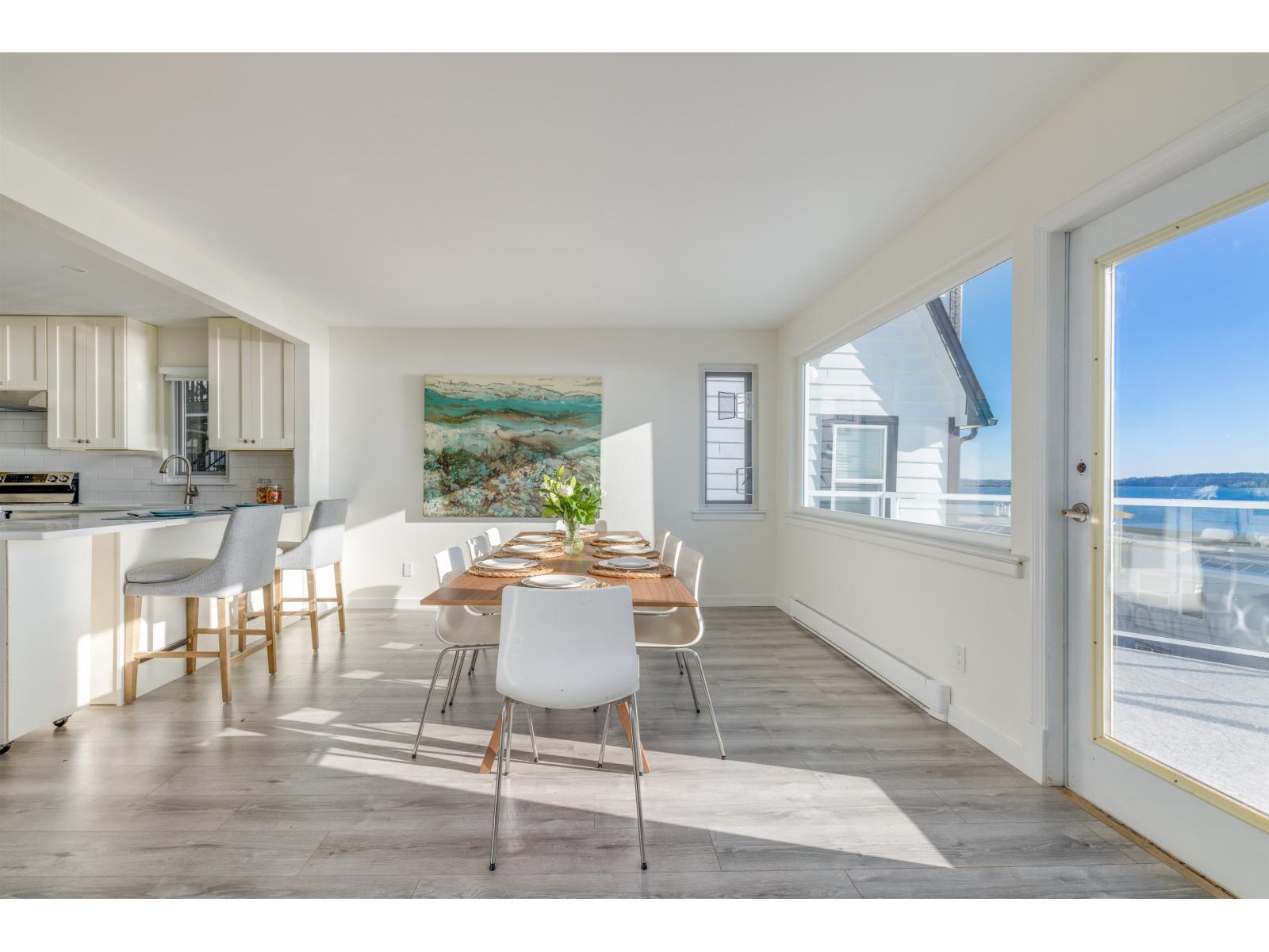 15152 VICTORIA AVENUE, White Rock