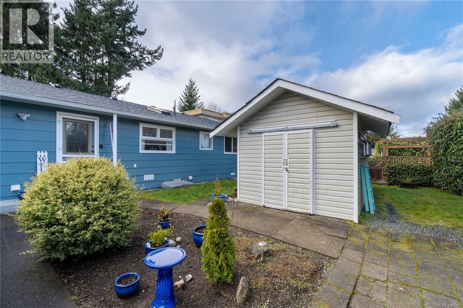 275 Pioneer Cres, Parksville