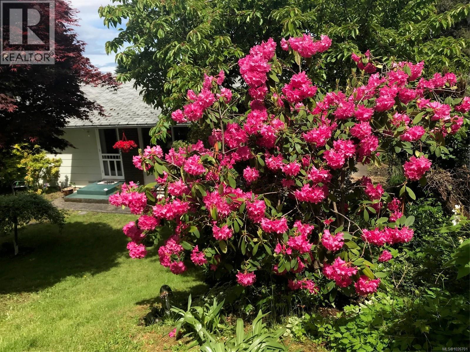 275 Pioneer Cres, Parksville