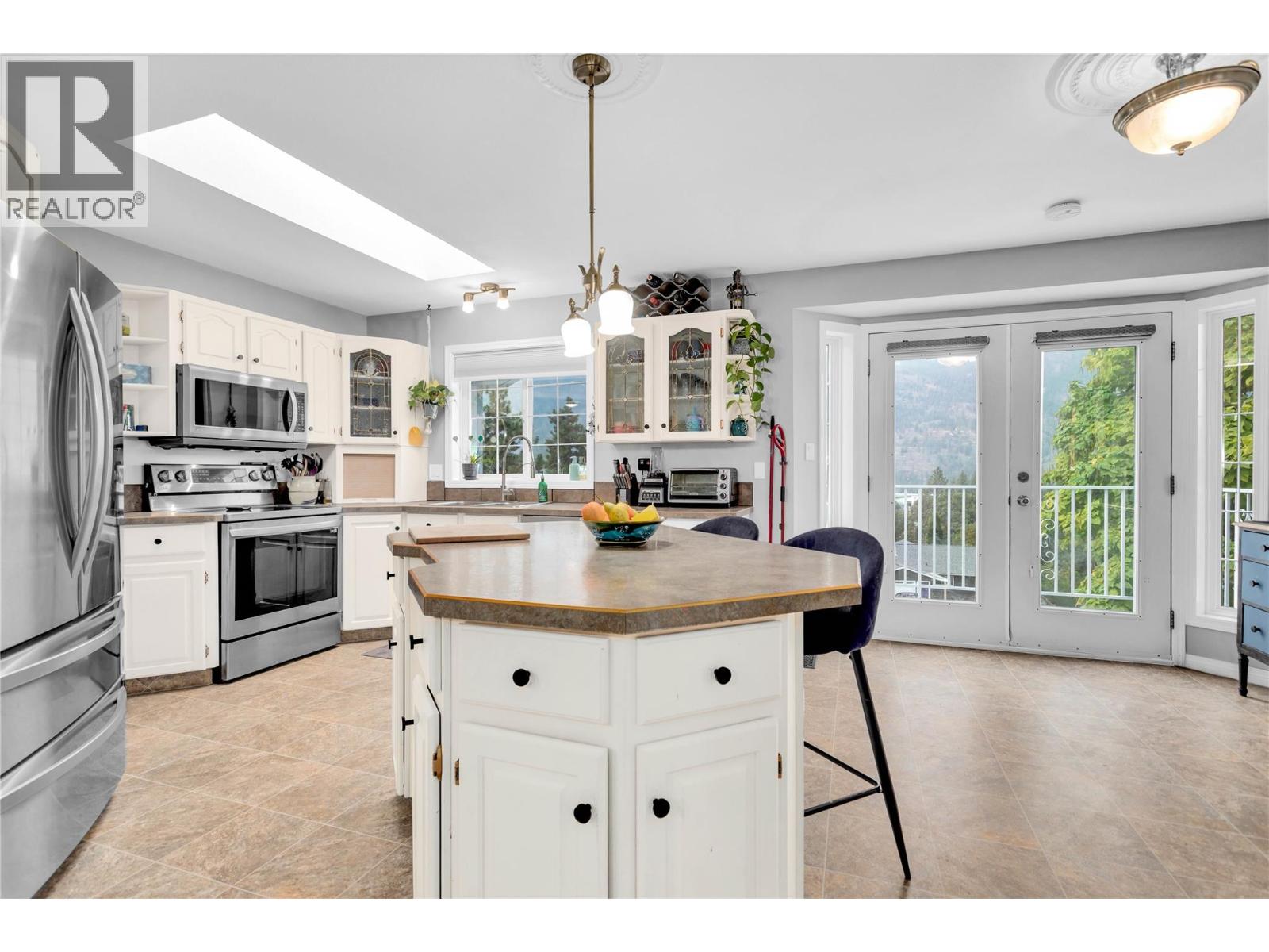 1341 Peachcliff Drive, Okanagan Falls
