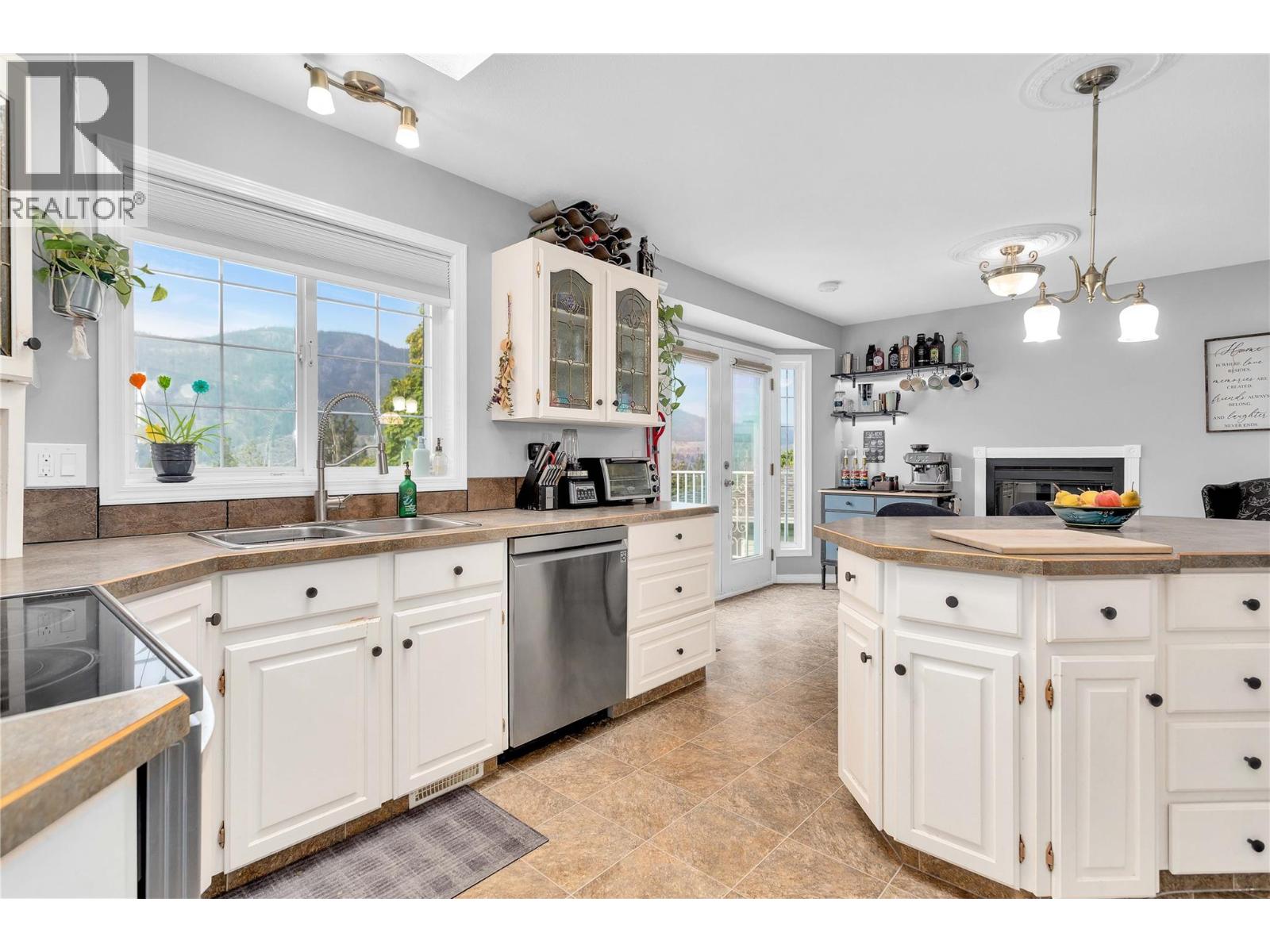 1341 Peachcliff Drive, Okanagan Falls