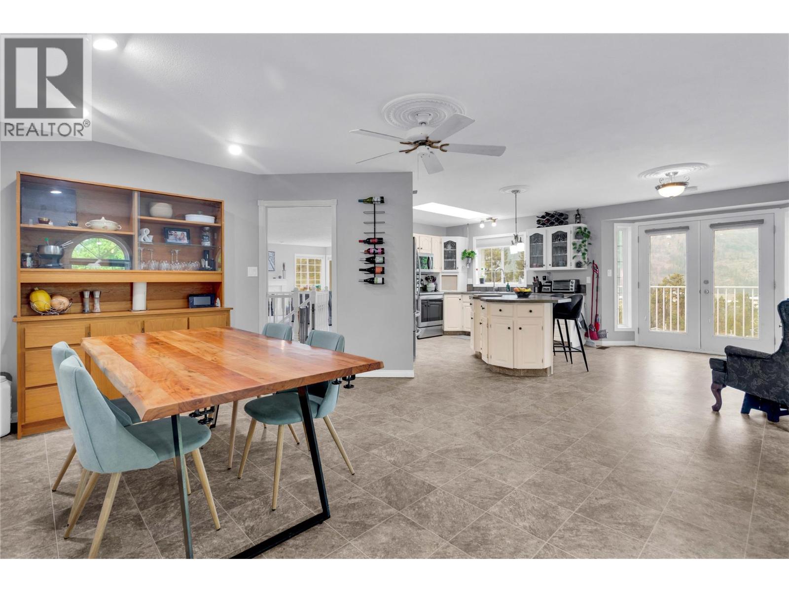 1341 Peachcliff Drive, Okanagan Falls