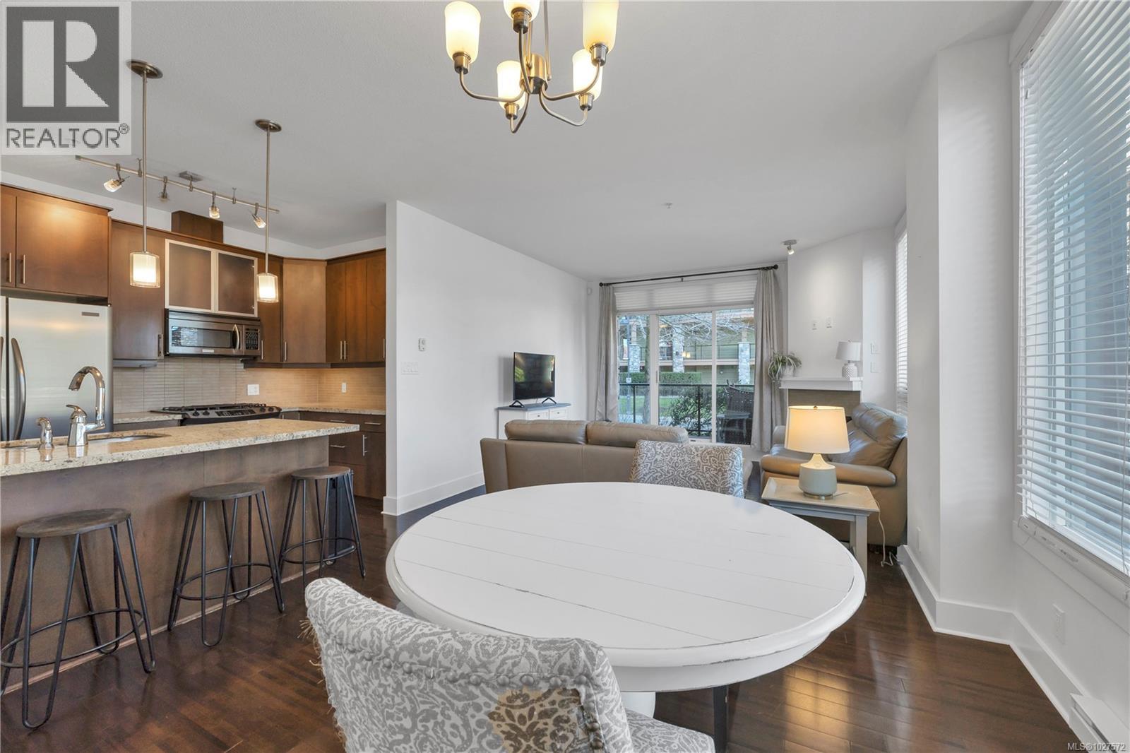#103 194 Beachside Dr - 12