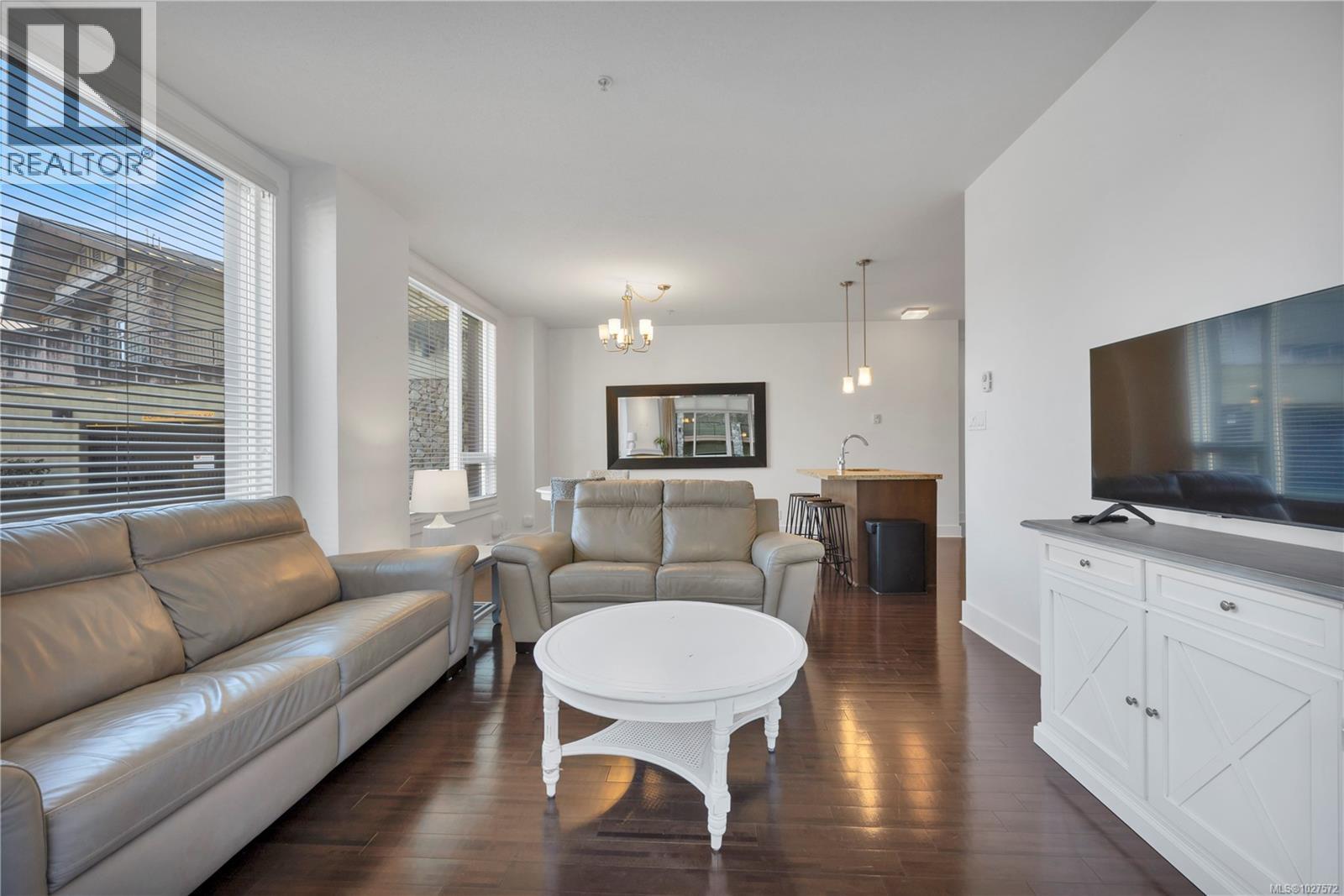 #103 194 Beachside Dr - 21