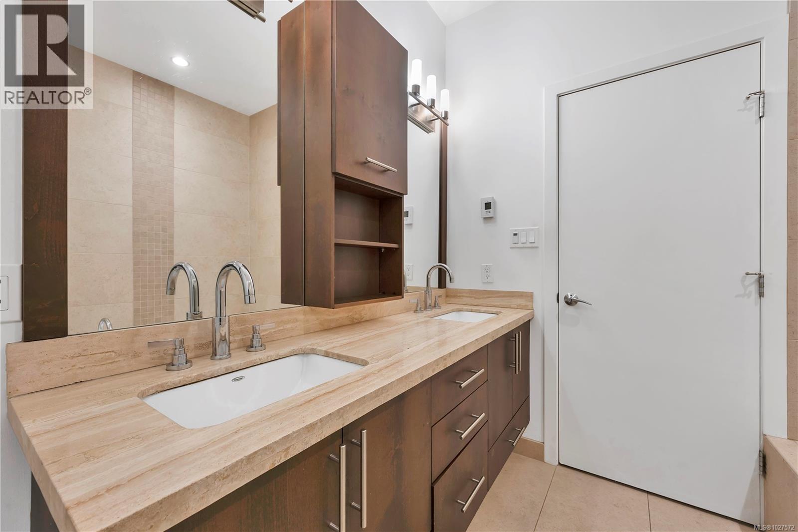 103 194 Beachside Dr, Parksville