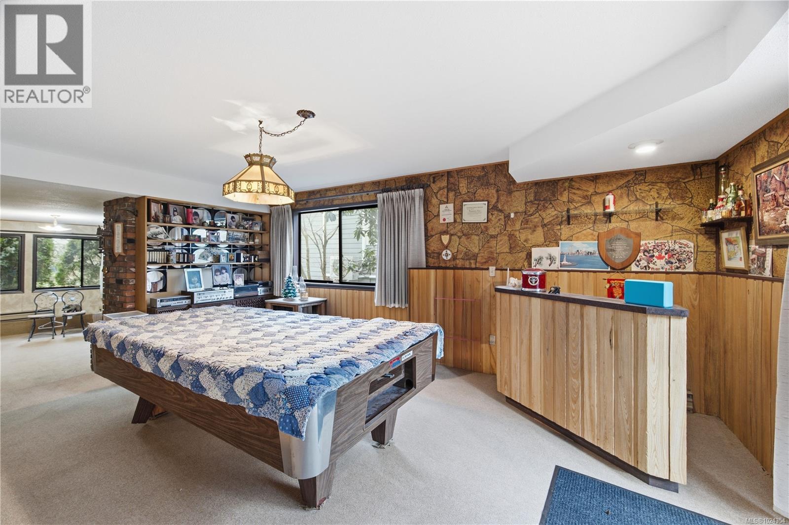 941 LUCAS AVE - Image 2