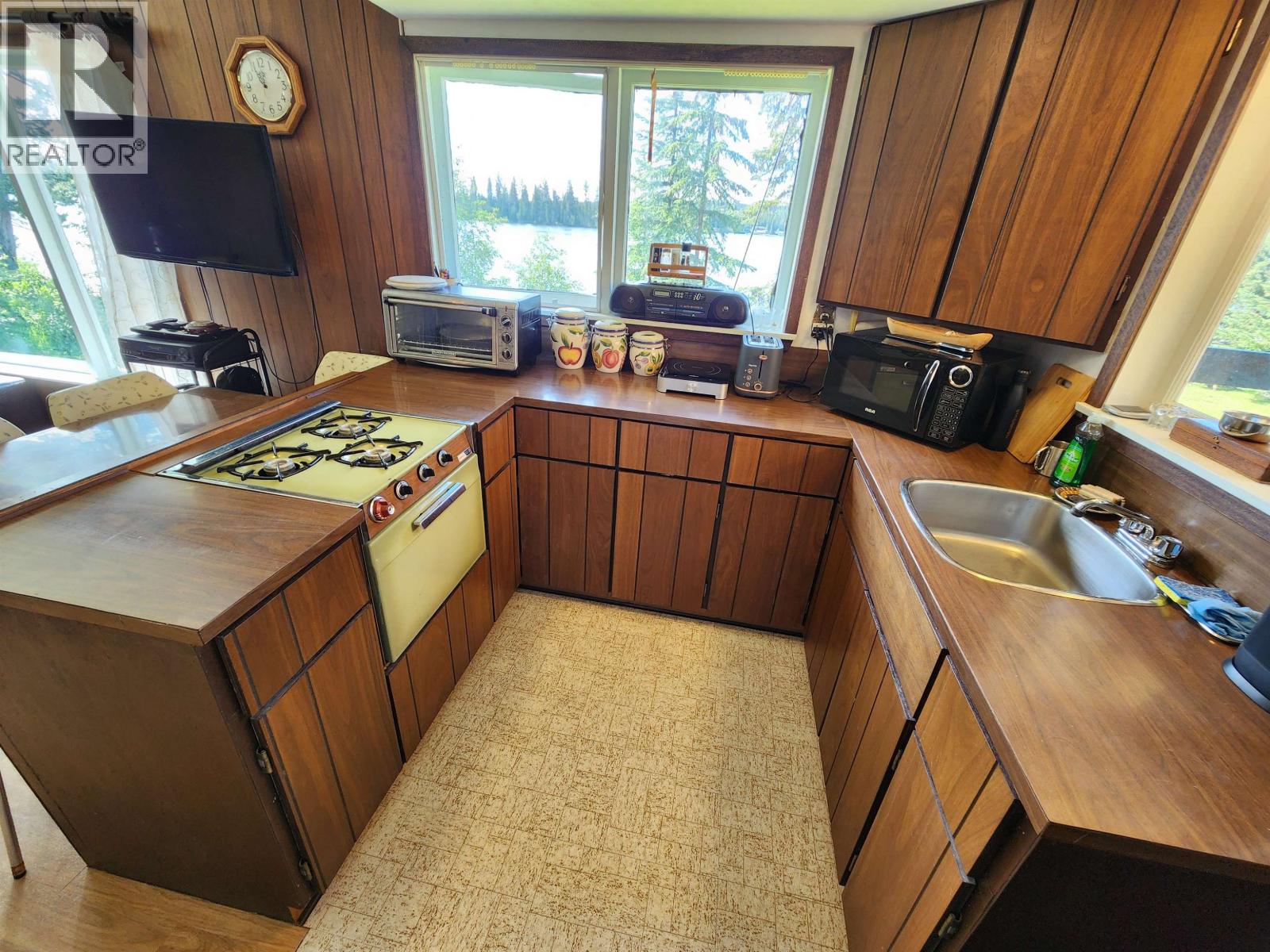 7575 BEAZELY ROAD - 8