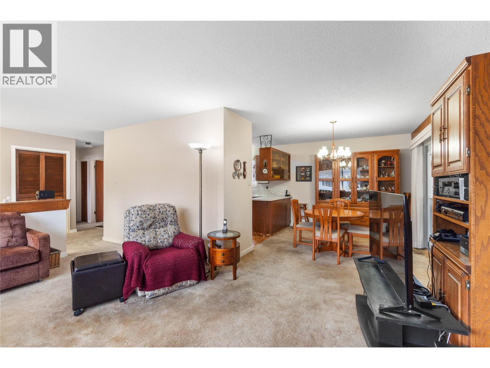 2627 Greenfield Avenue, Kamloops