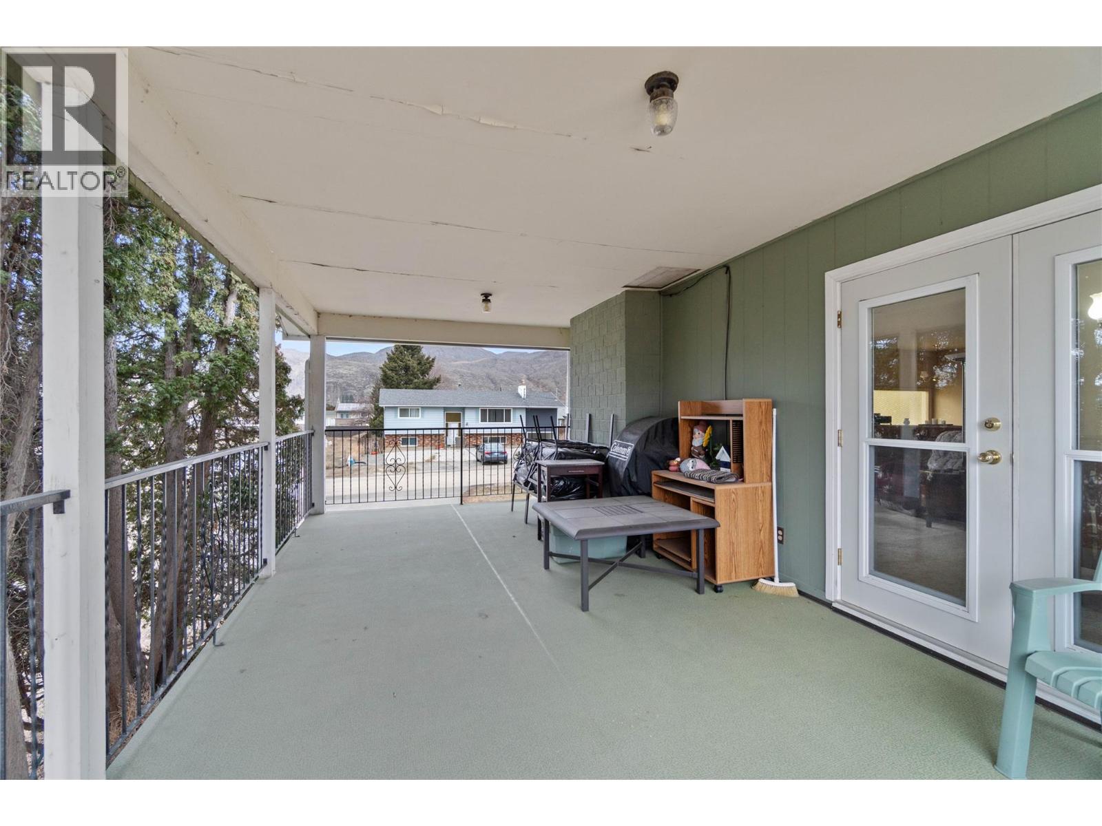 2627 Greenfield Avenue, Kamloops