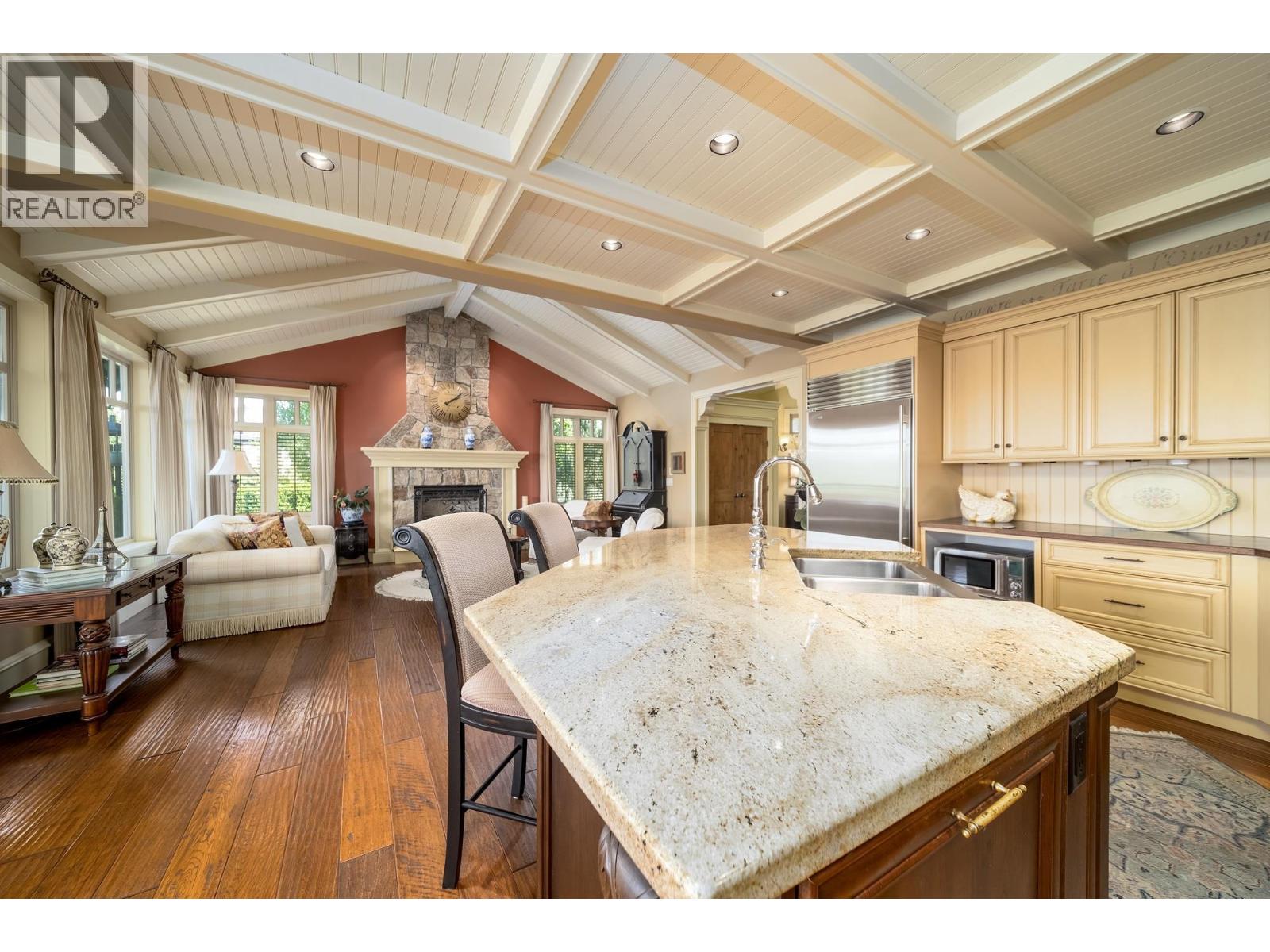  698 Arbor View Drive, Kelowna