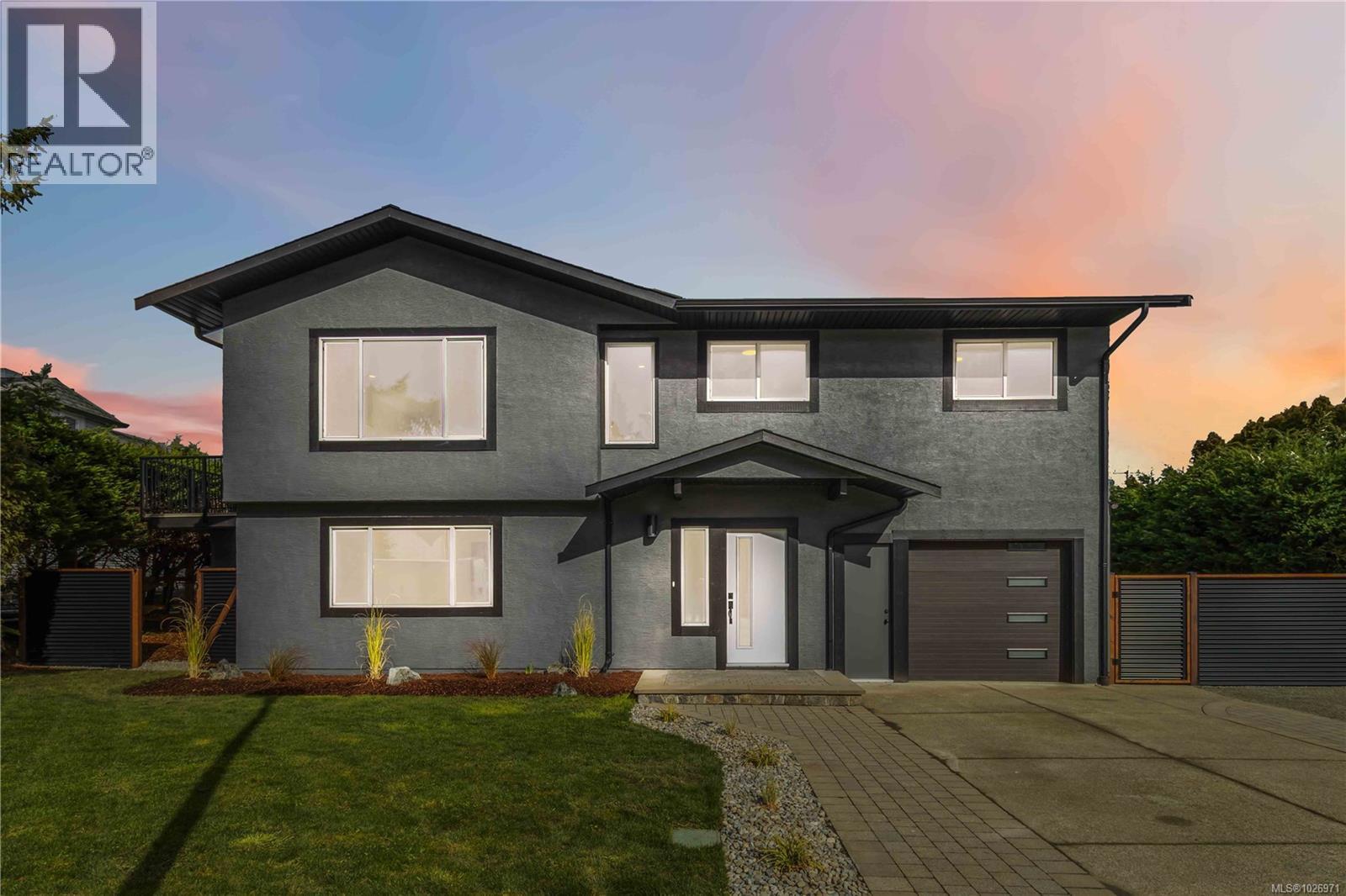 1964 Genoa Pl, Central Saanich