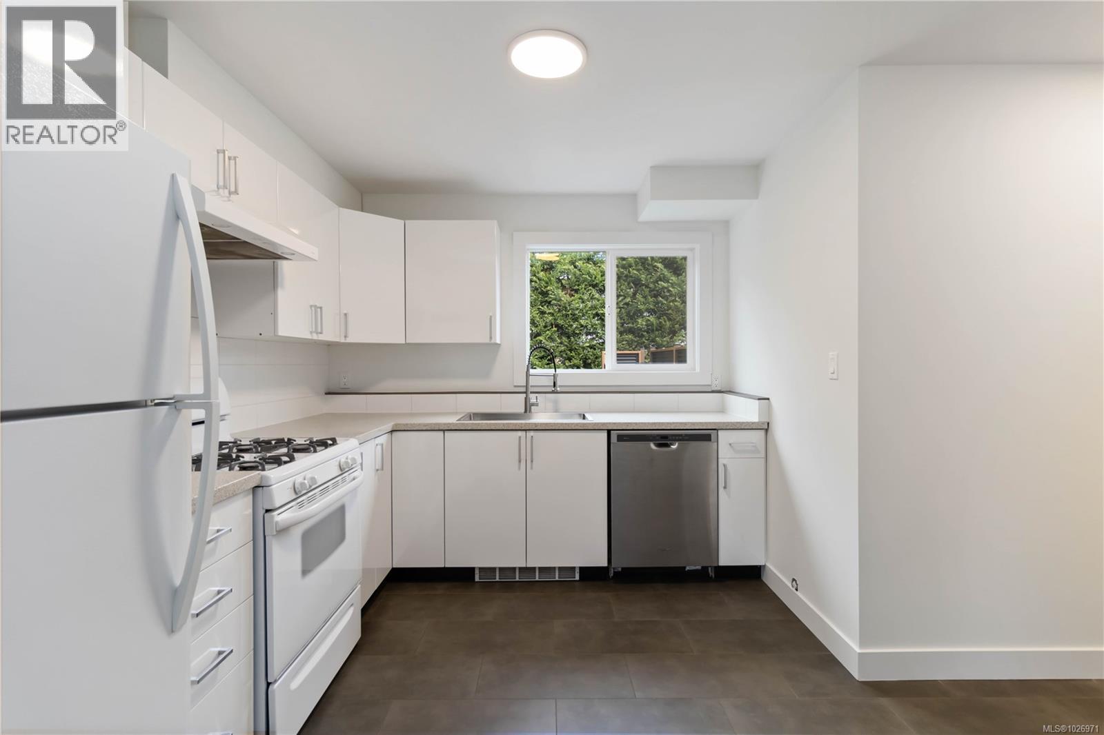 1964 Genoa Pl, Central Saanich