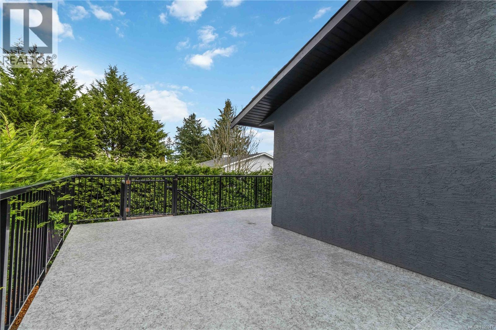 1964 Genoa Pl, Central Saanich