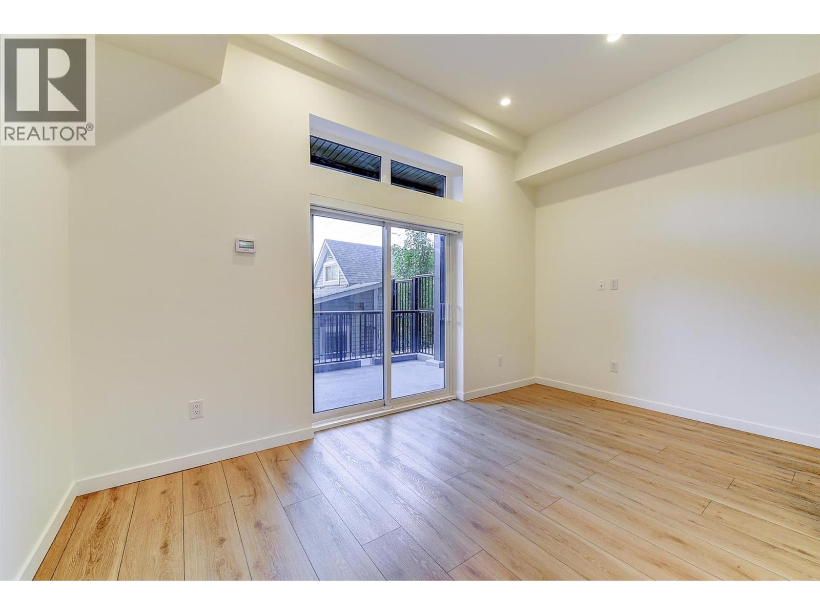 660 Cawston Avenue N Unit# 106, Kelowna