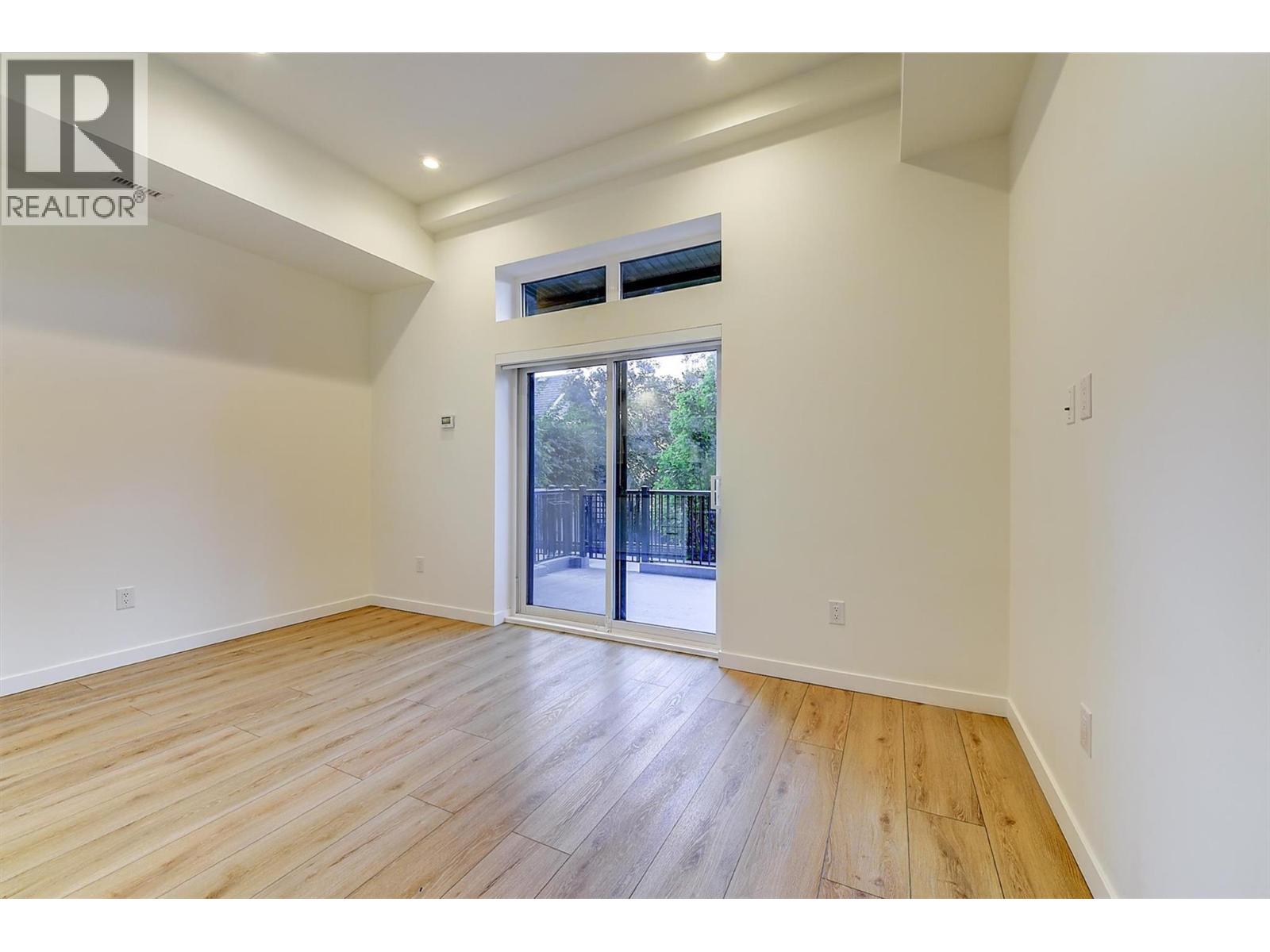 660 Cawston Avenue N Unit# 106, Kelowna