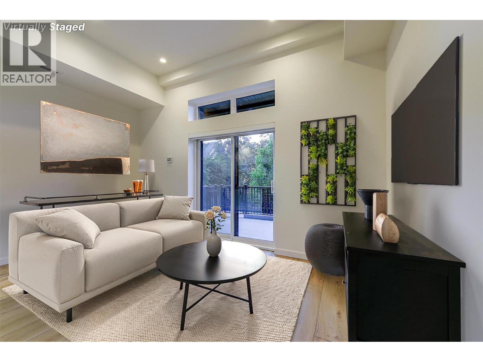 660 Cawston Avenue N Unit# 106, Kelowna