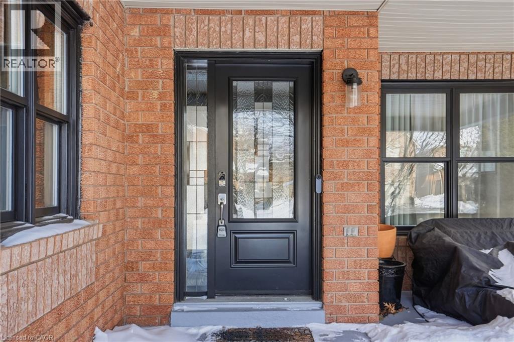 73 RILEY Street - Photo 4 of 41, Waterdown, Ontario