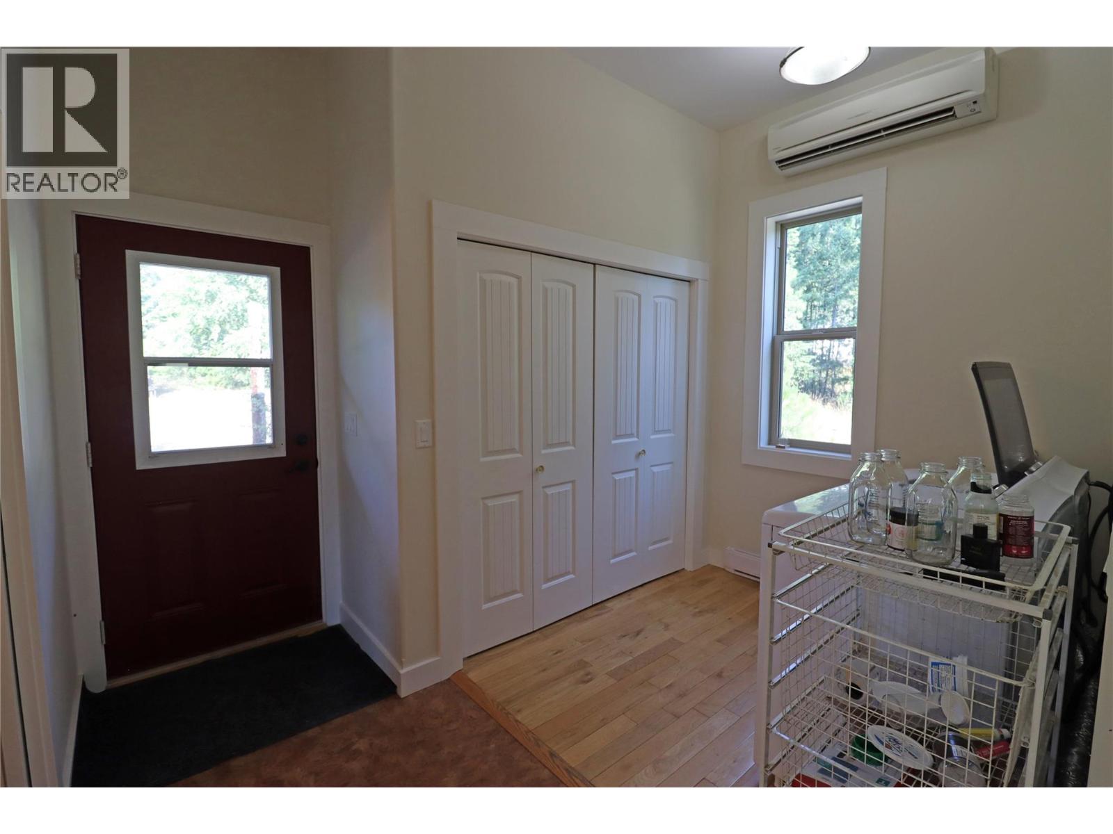 3285 EAGLE RIDGE Road, Grand Forks