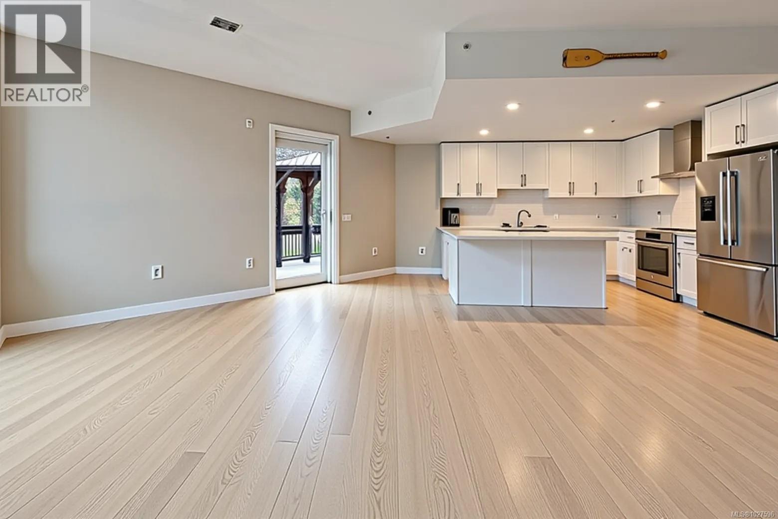 604 3529 Dolphin Dr, Nanoose Bay