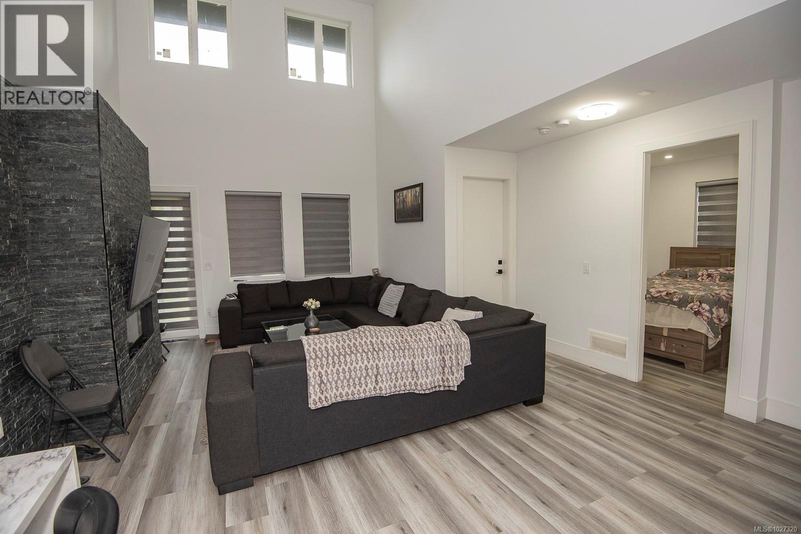  146 Cadillac Avenue, Saanich