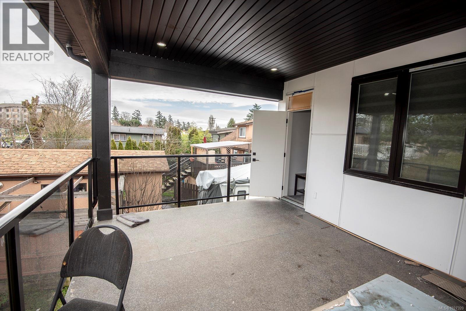  146 Cadillac Avenue, Saanich