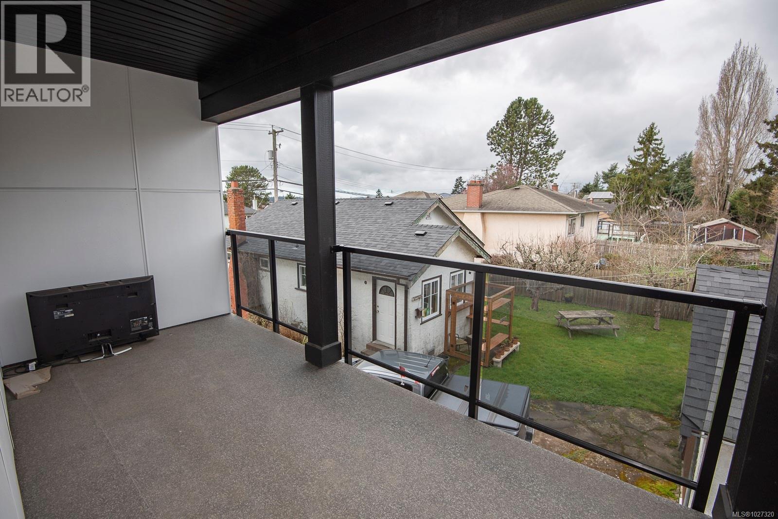  146 Cadillac Avenue, Saanich