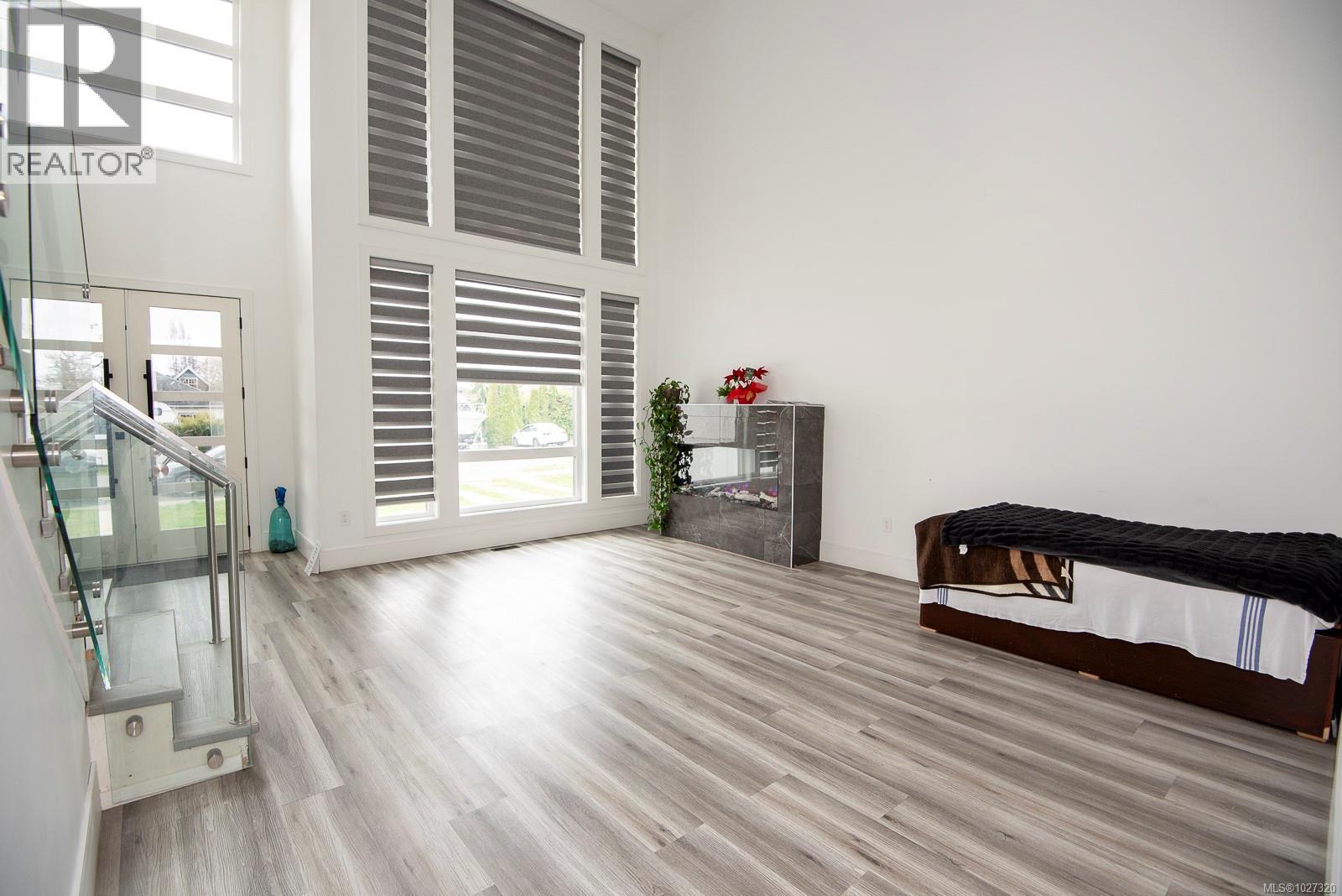  146 Cadillac Avenue, Saanich