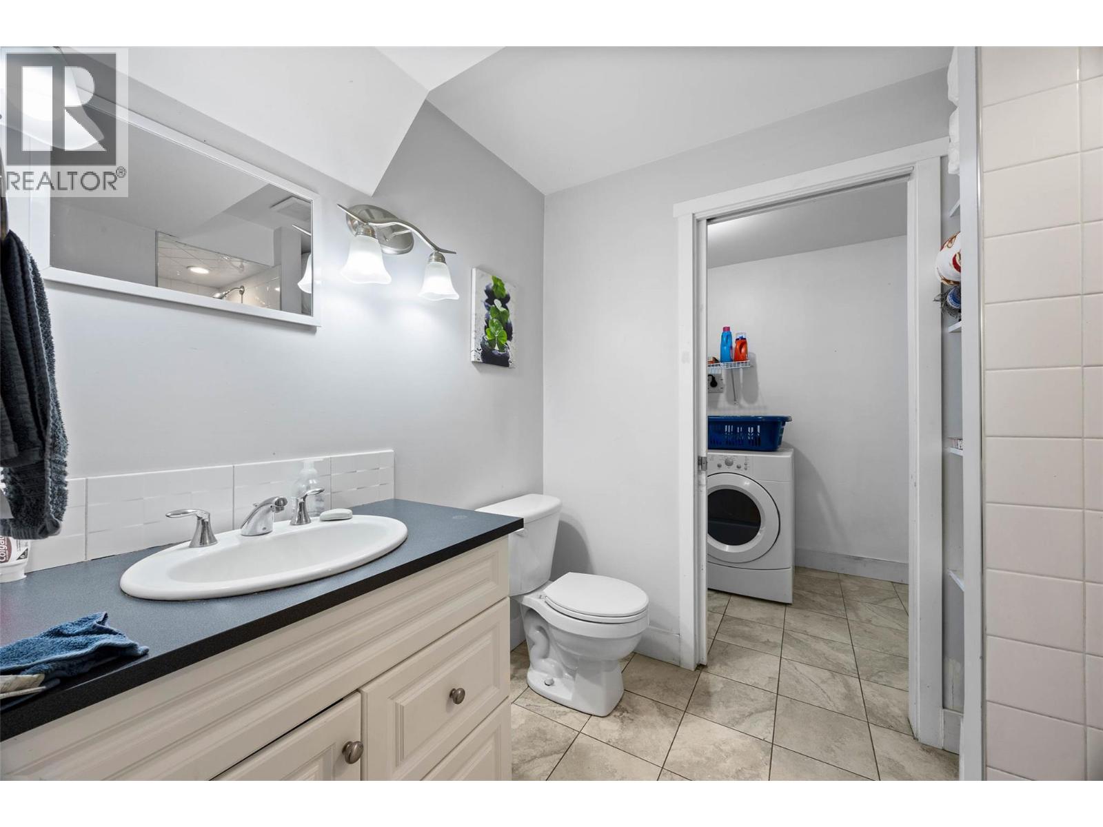 364 WADDINGTON Drive, Kamloops