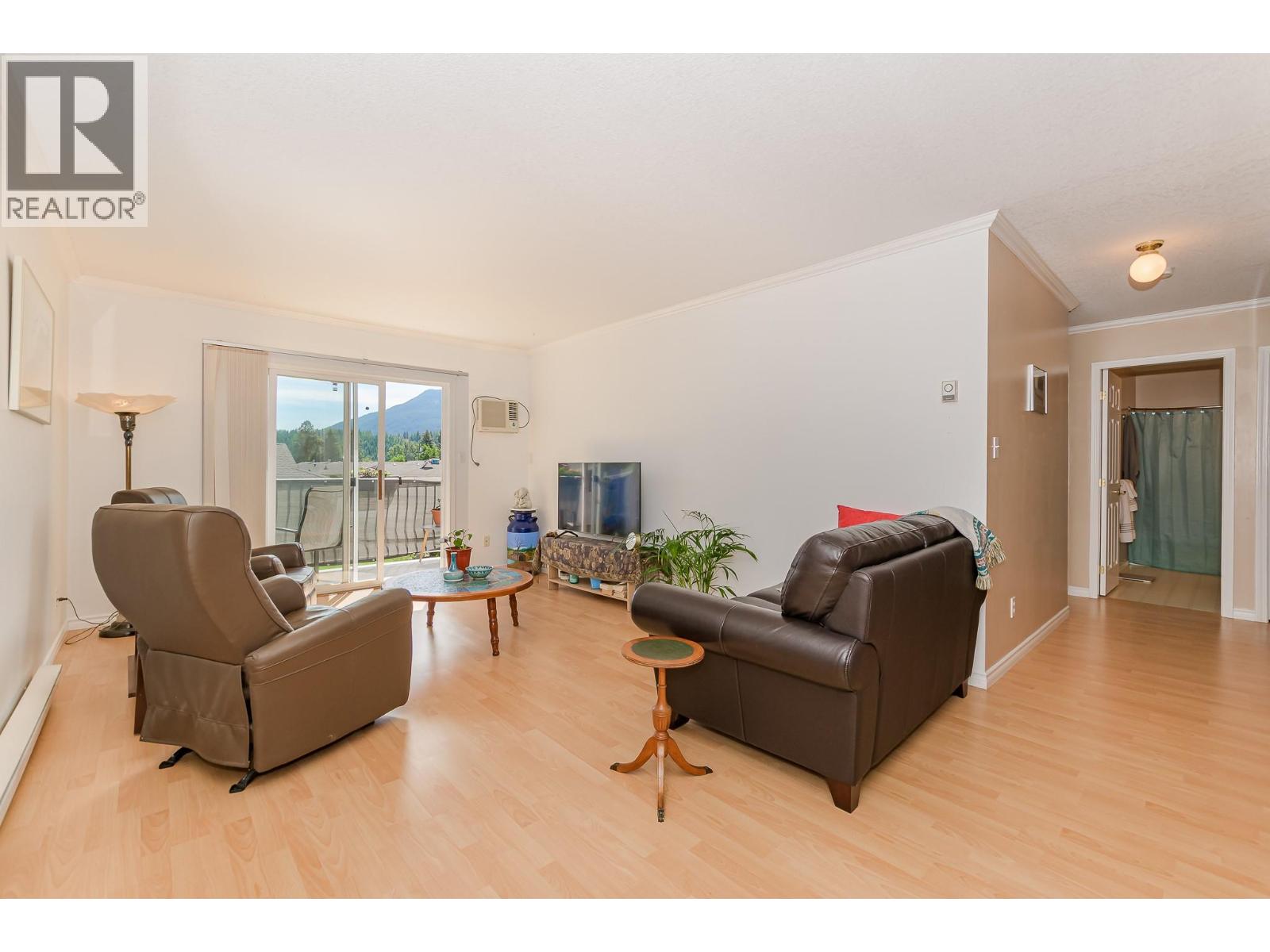 211 Kildonan Avenue Unit# 214, Enderby