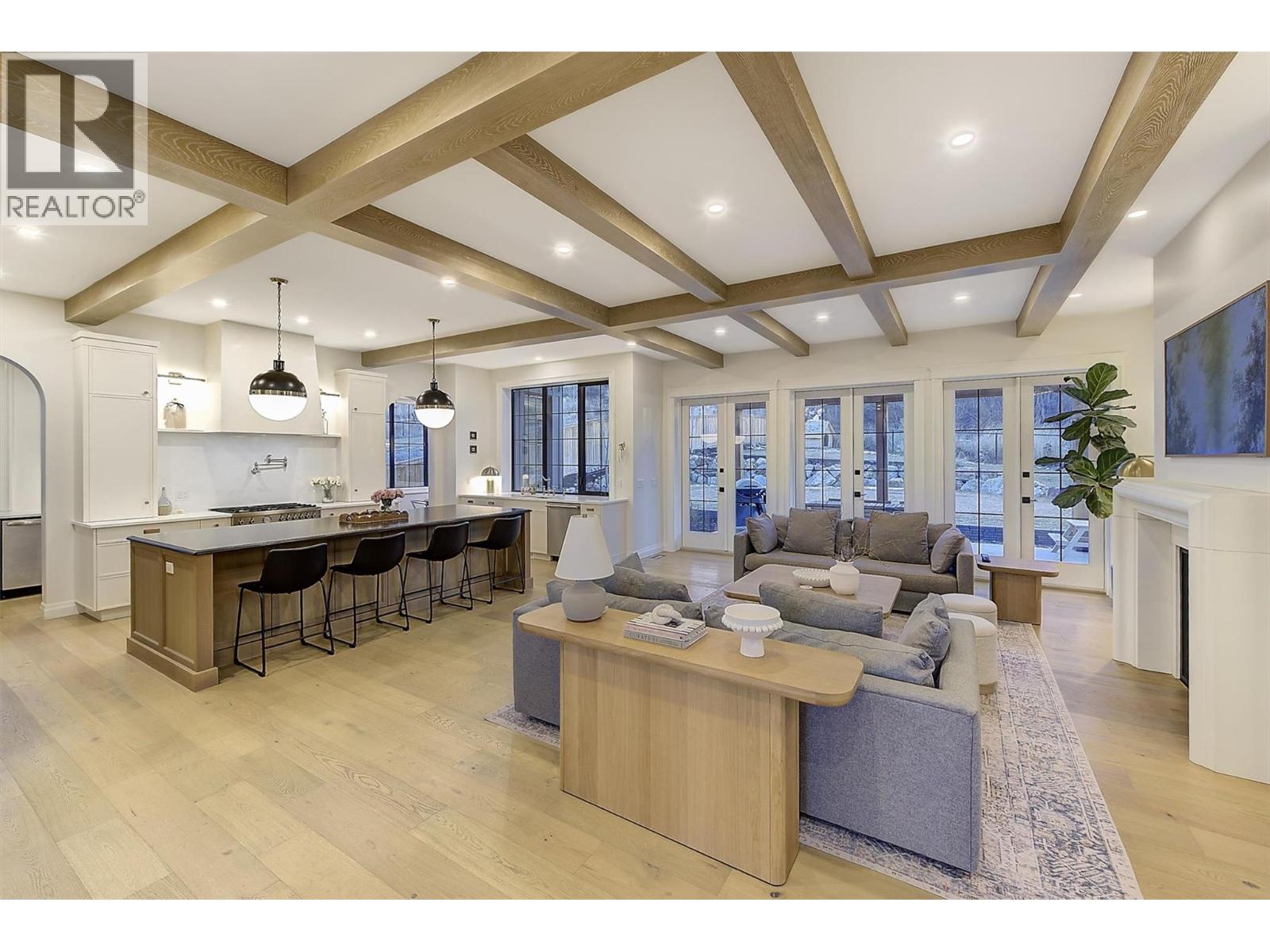  622 Trumpeter Road, Kelowna