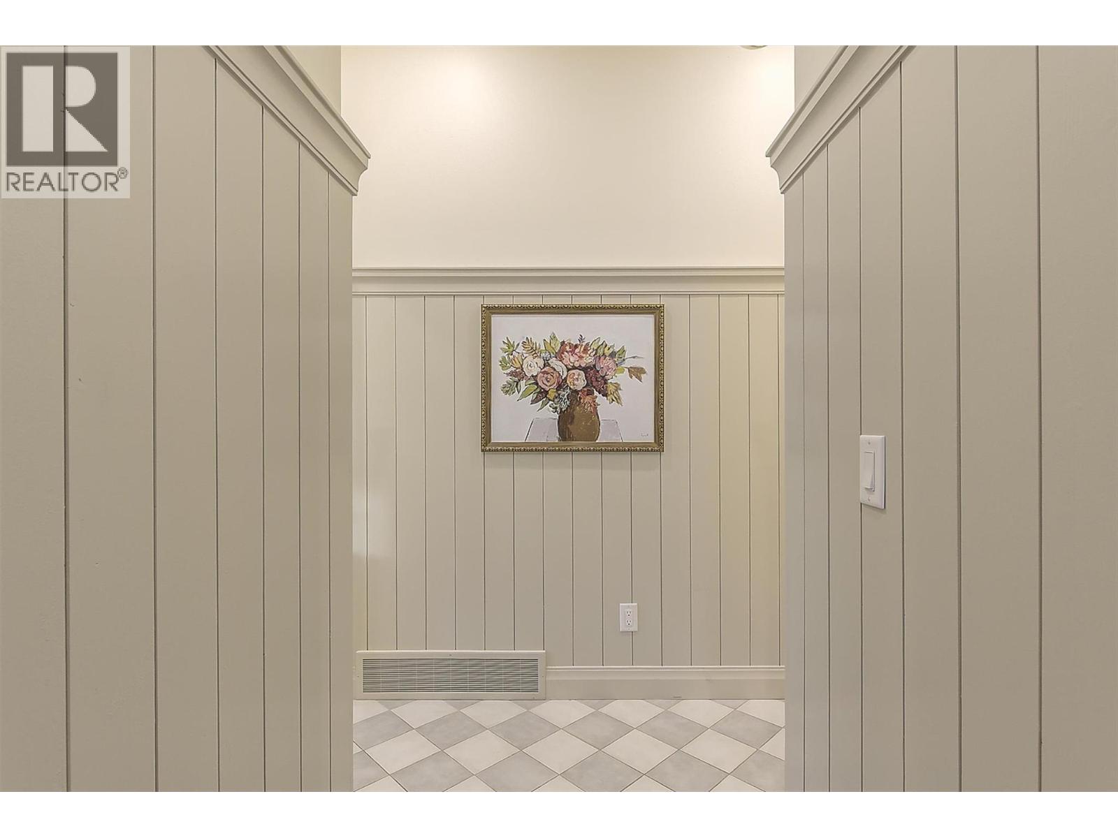  622 Trumpeter Road, Kelowna