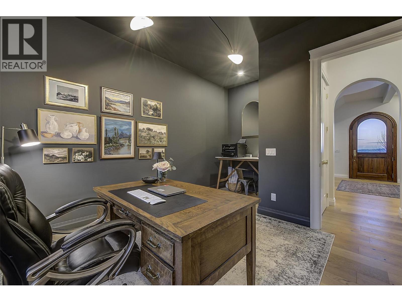  622 Trumpeter Road, Kelowna