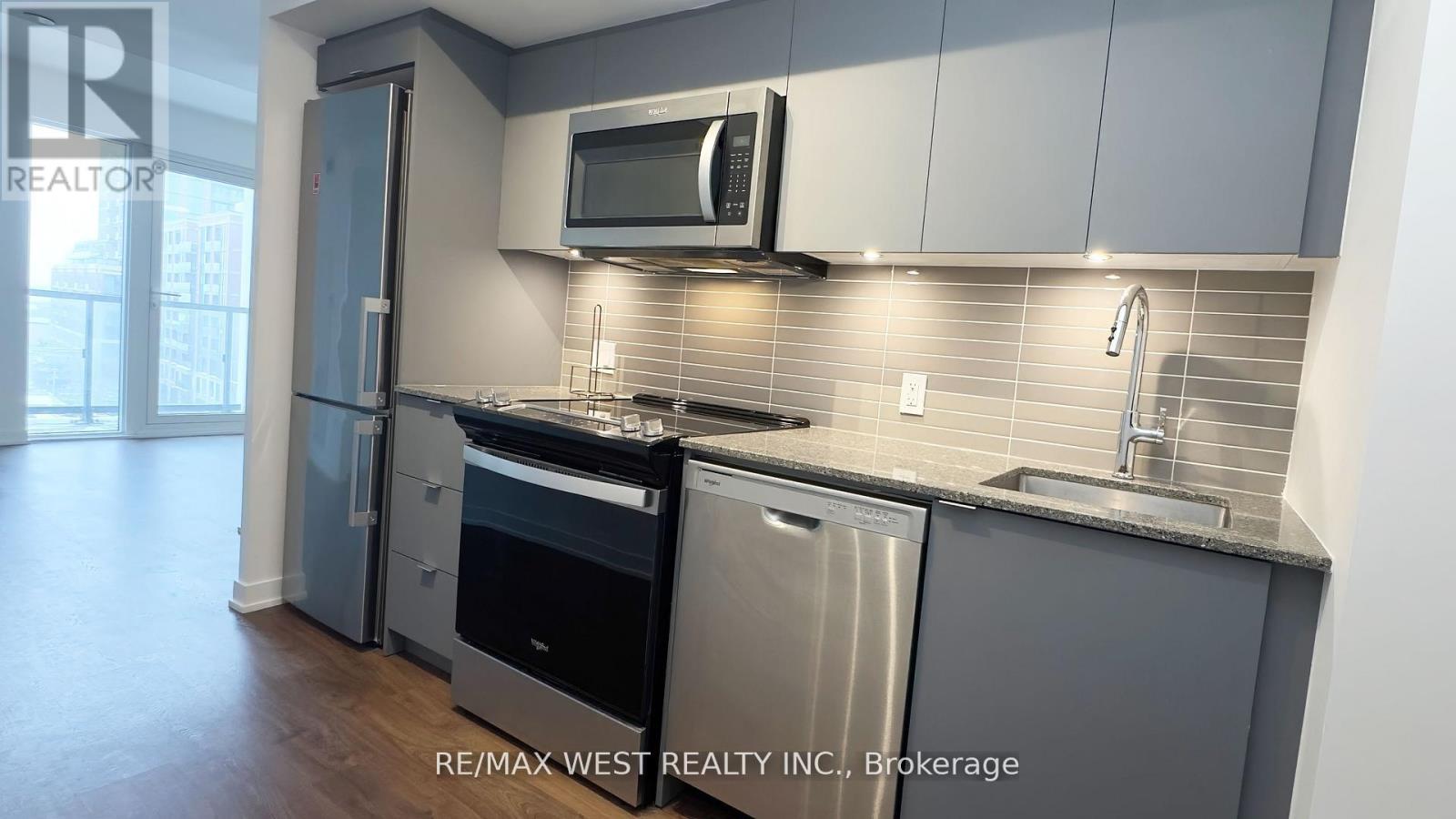 #630 500 WILSON AVENUE - 13