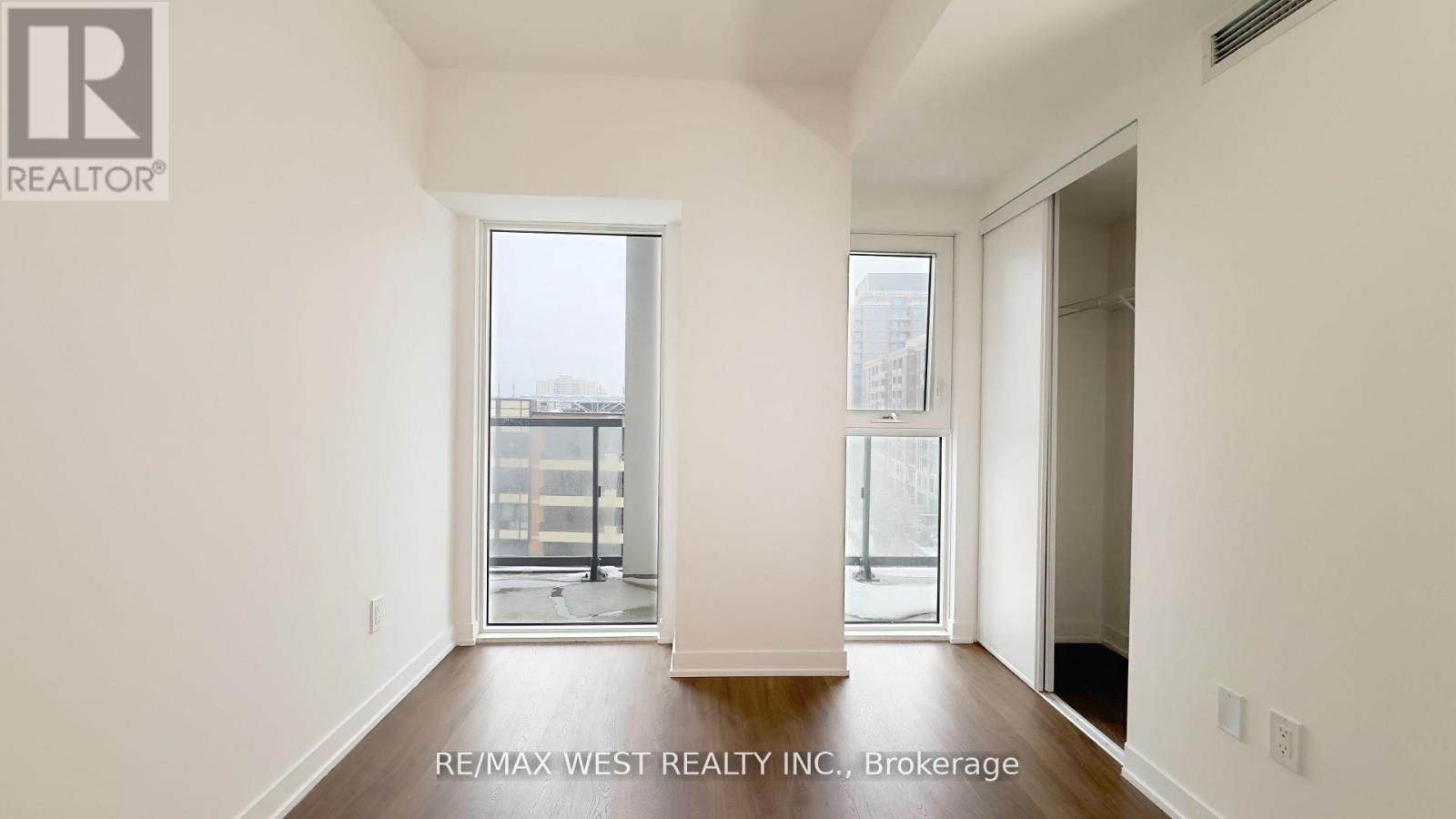 #630 500 WILSON AVENUE - 21