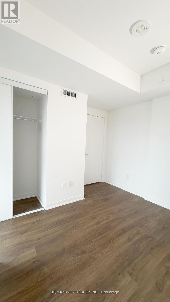 #630 500 WILSON AVENUE - 23