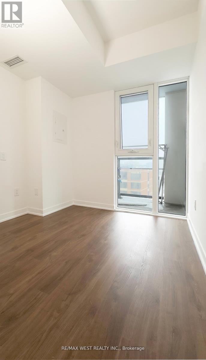 #630 500 WILSON AVENUE - 24