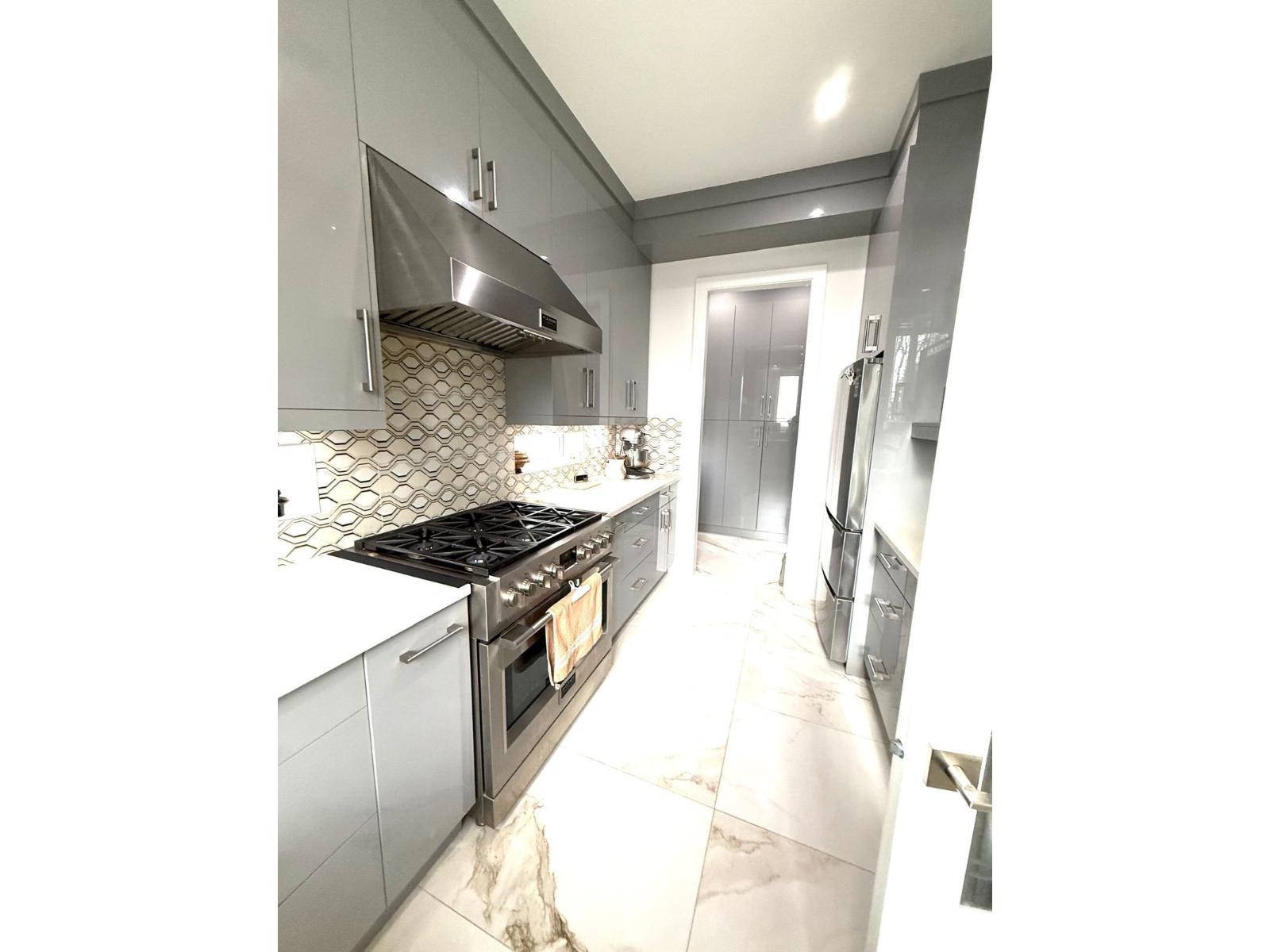 13170 57 AVENUE, Surrey