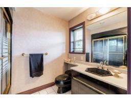 5658 124 Street, Surrey, BC V3X3H3 Photo 15