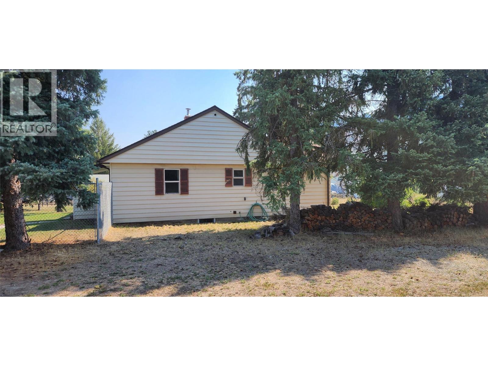 4960 Vernon Street, Grand Forks