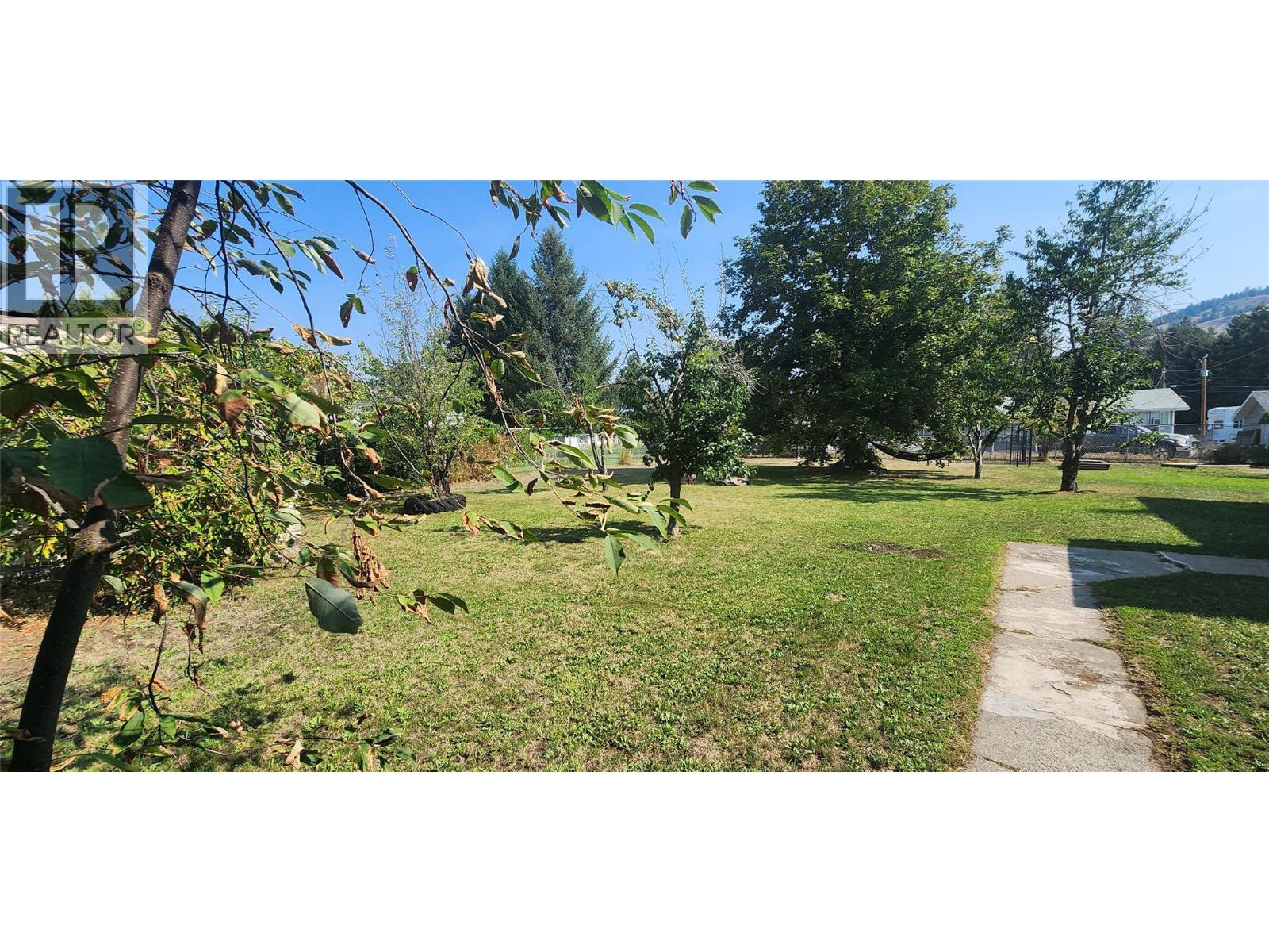 4960 Vernon Street, Grand Forks