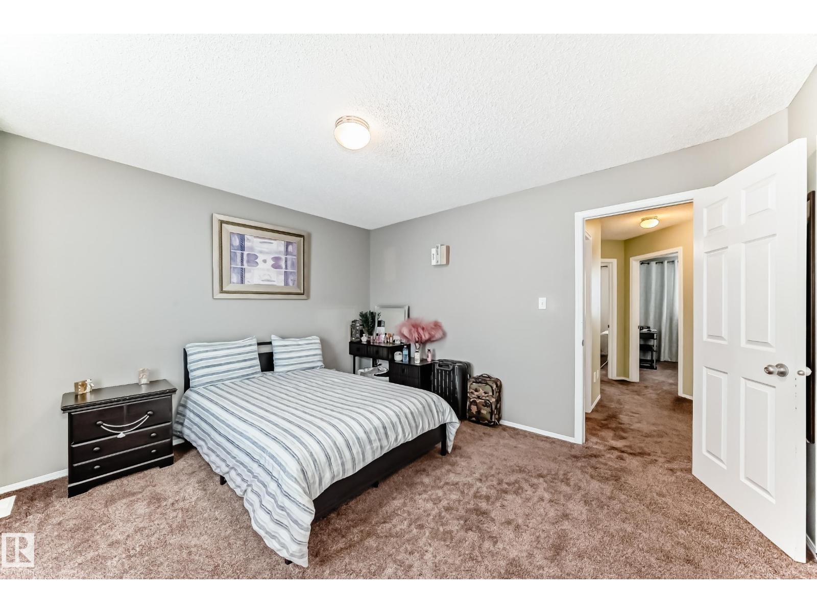 404 HUDSON CO NW - 21