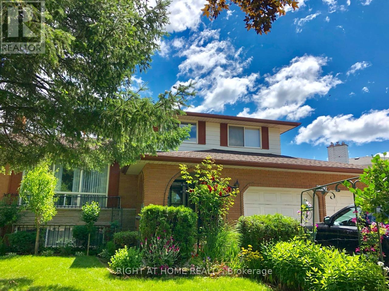 6807 CORWIN CRESCENT - 1