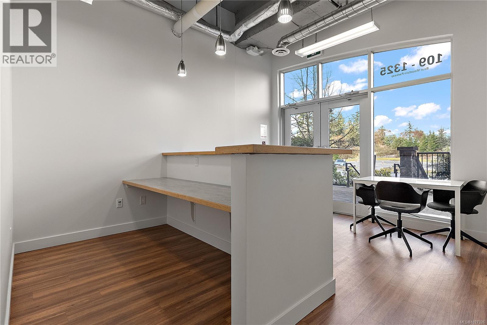 109 1376 Bear Mountain Parkway, Langford