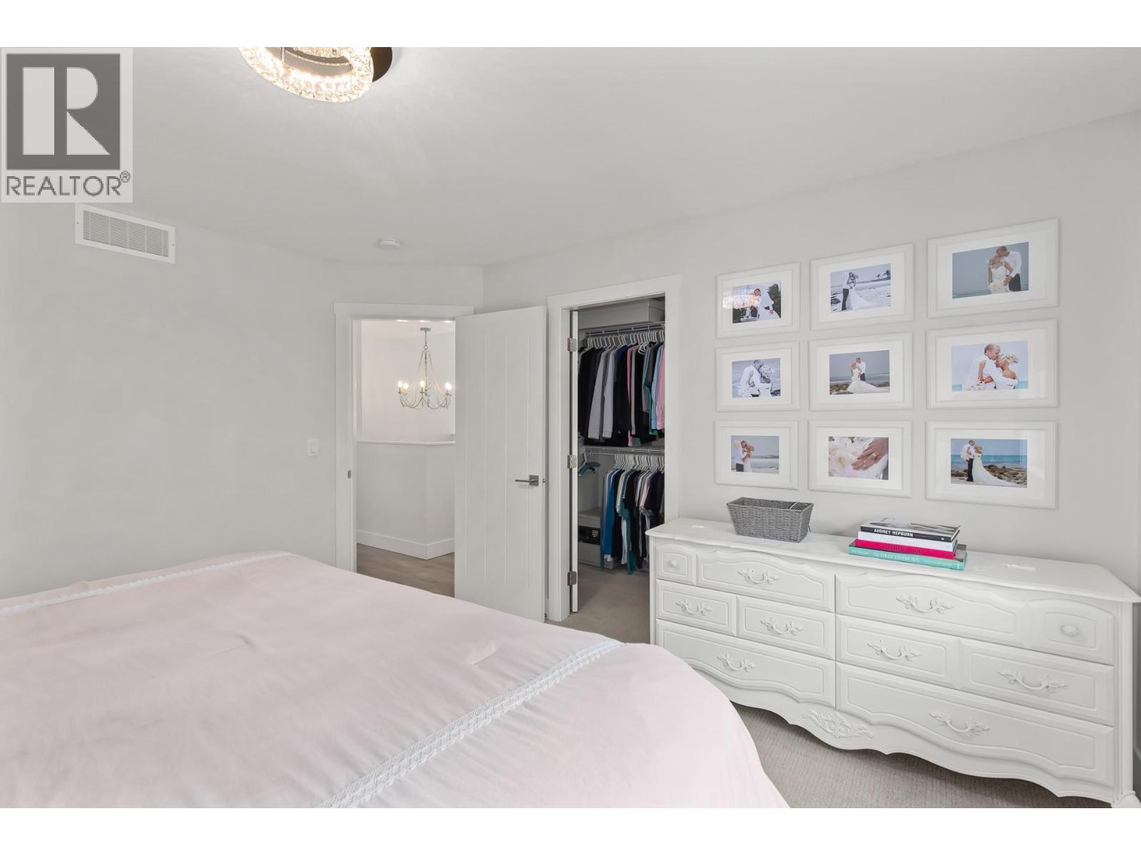 2612 Paramount Drive, West Kelowna