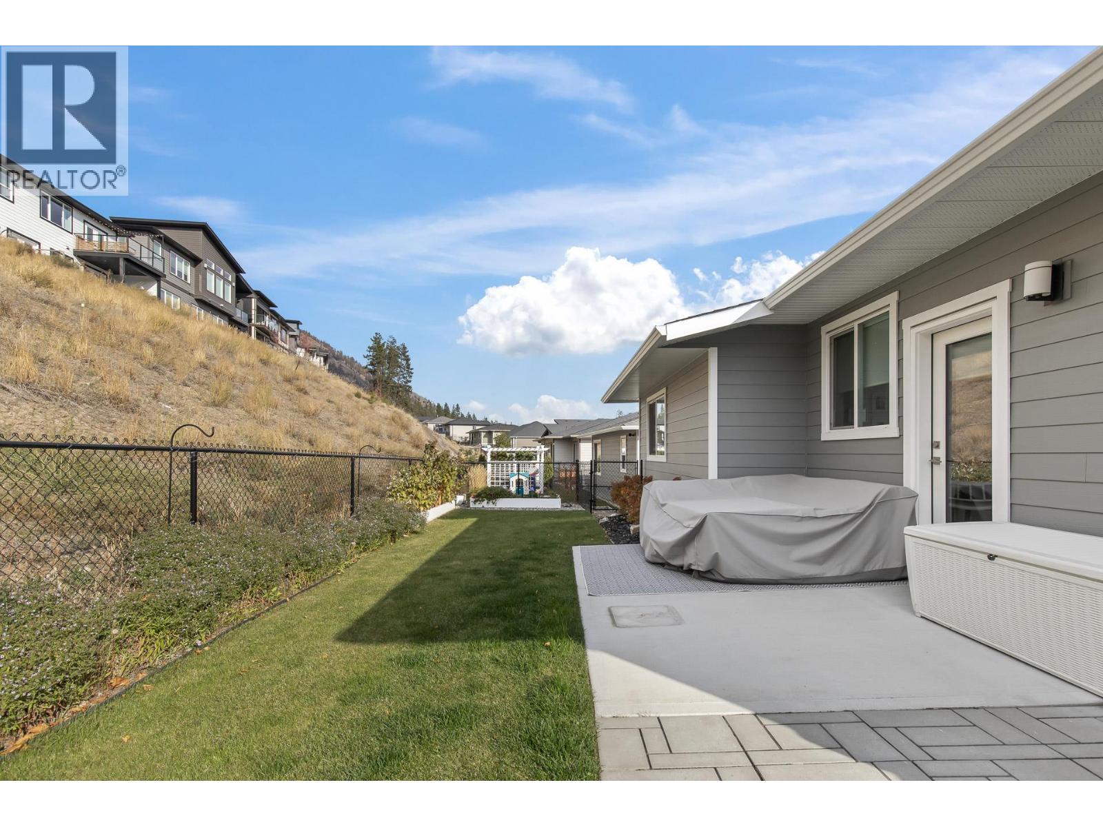 2612 Paramount Drive, West Kelowna