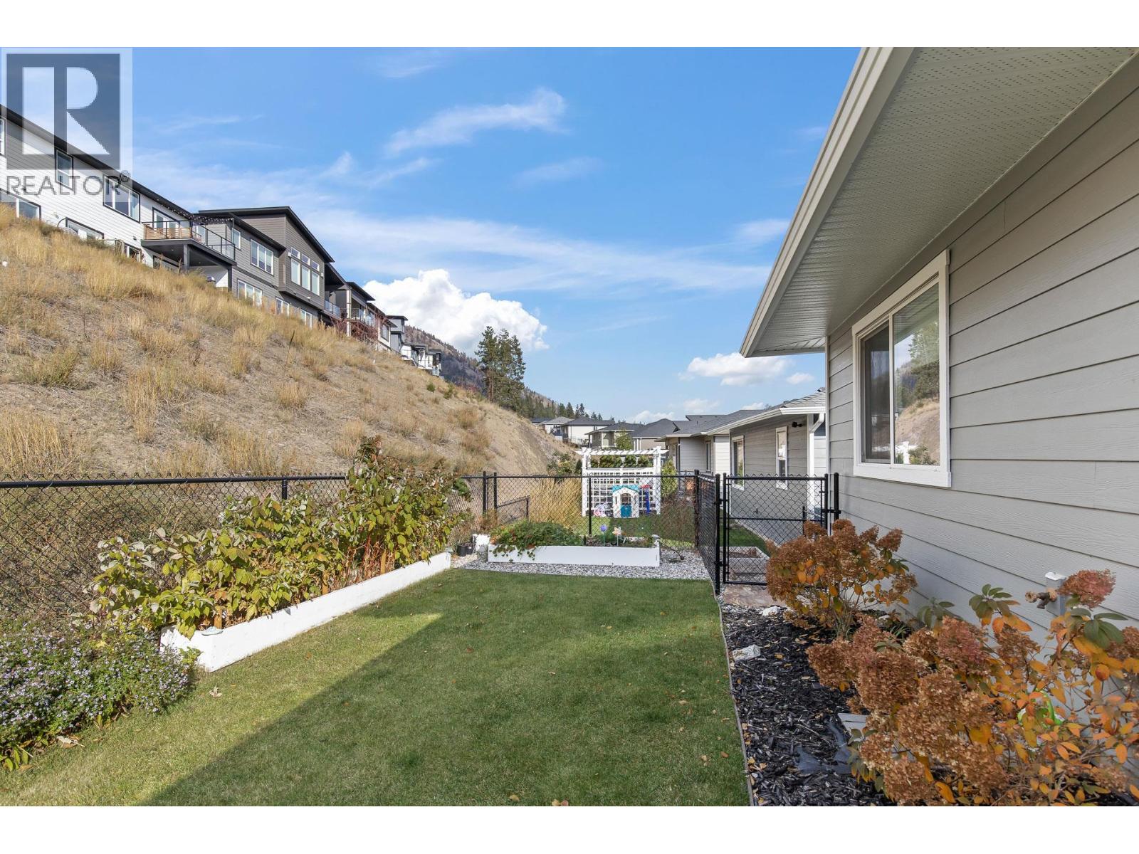 2612 Paramount Drive, West Kelowna