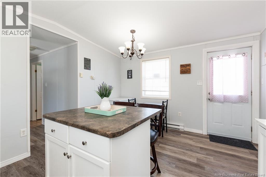 68 HAYWARD LANE - 11