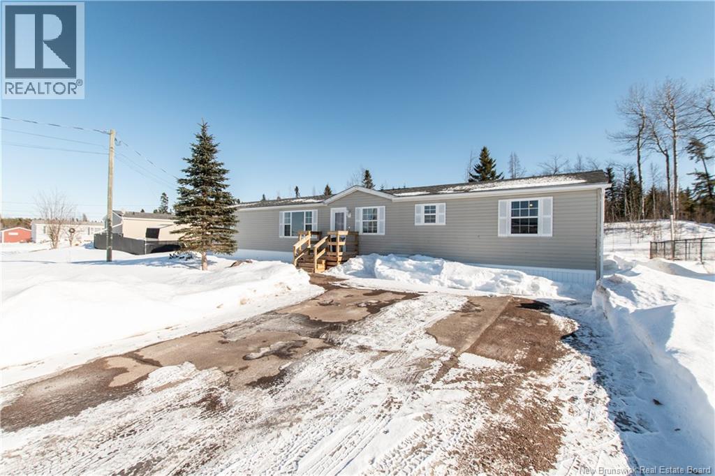 68 HAYWARD LANE - 36