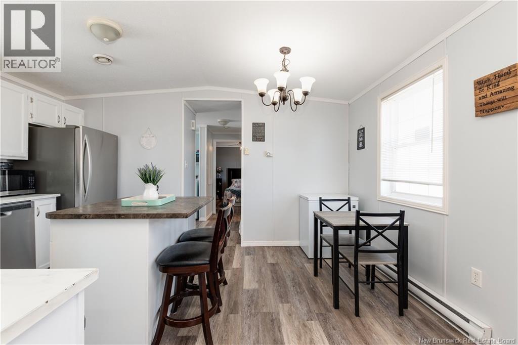 68 HAYWARD LANE - 9